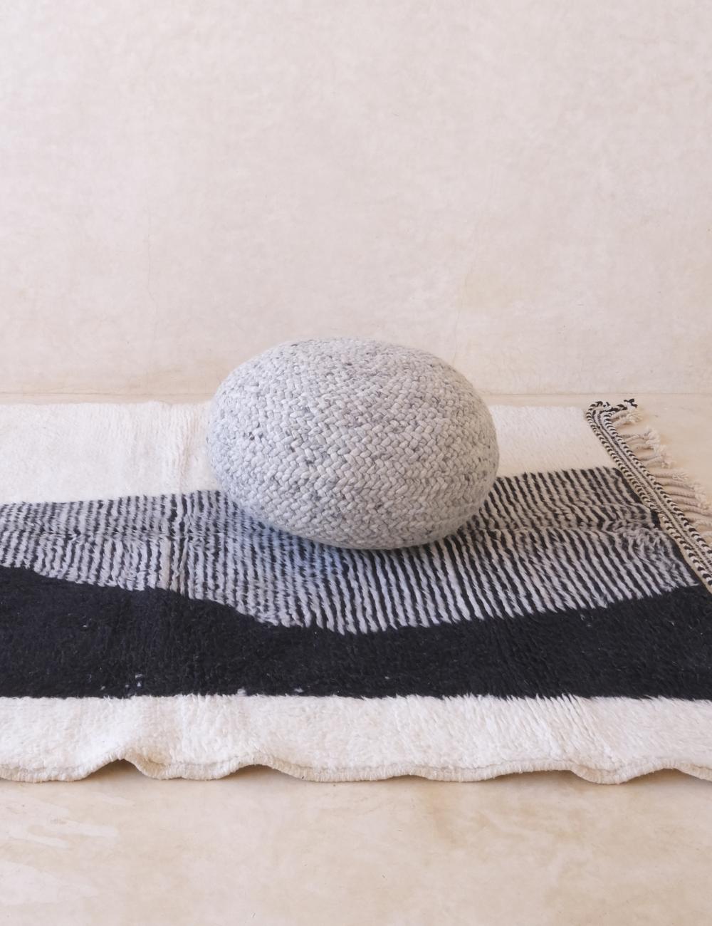 Moroccan Black and White Wool Rug 8.3 x 6.1 ft / 253 x 187 cm
