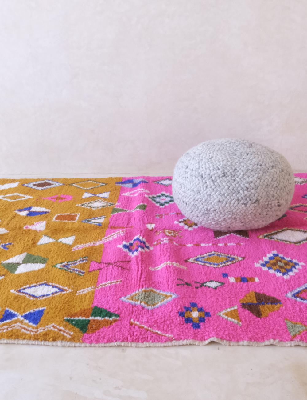Playful Moroccan Wool Rug 8.1 x 5.9 ft / 246 x 181 cm
