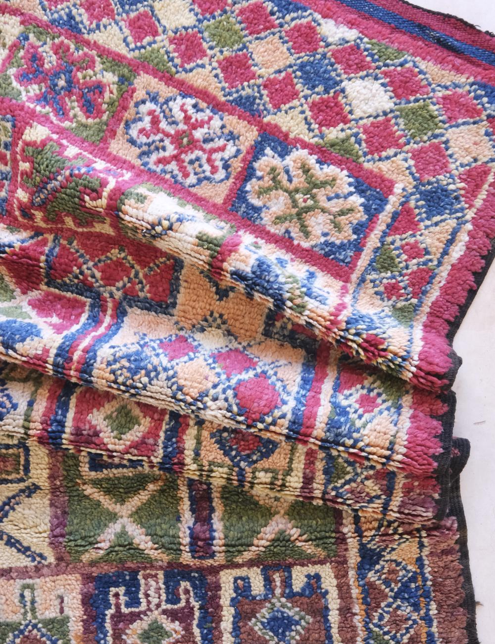 Moroccan Boujad Wool Rug 9.1 x 6 ft / 278 x 185 cm