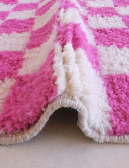 Checkered Neon Hot Pink Wool Rug 6.8 x 5.7 ft / 208 x 176 cm - Surcoma