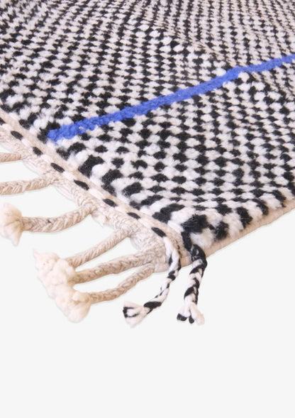 Moroccan Checkered Wool Rug 6.9 x 3.1 ft / 210 x 95 cm - Surcoma