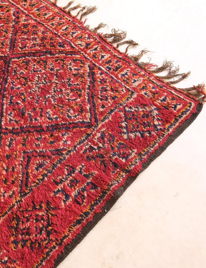 Moroccan Beni MGuild Red Rug 9.4 x 6.5 ft / 286 x 199 cm - Surcoma