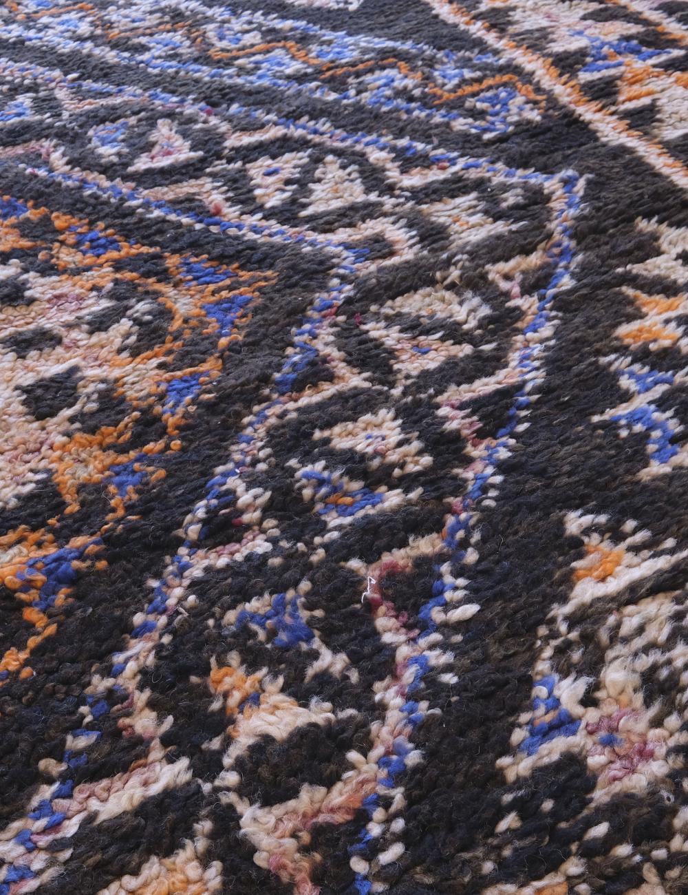 1980s Moroccan Beni MGuild Wool Rug 10.8 x 6.43 ft / 329 x 196 cm - Surcoma