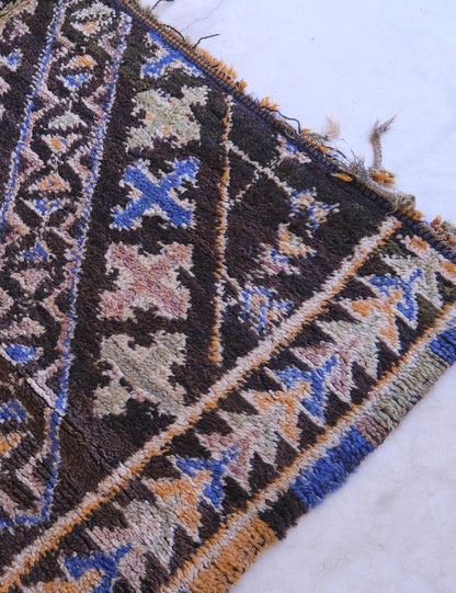 1980s Moroccan Beni MGuild Wool Rug 10.8 x 6.43 ft / 329 x 196 cm - Surcoma