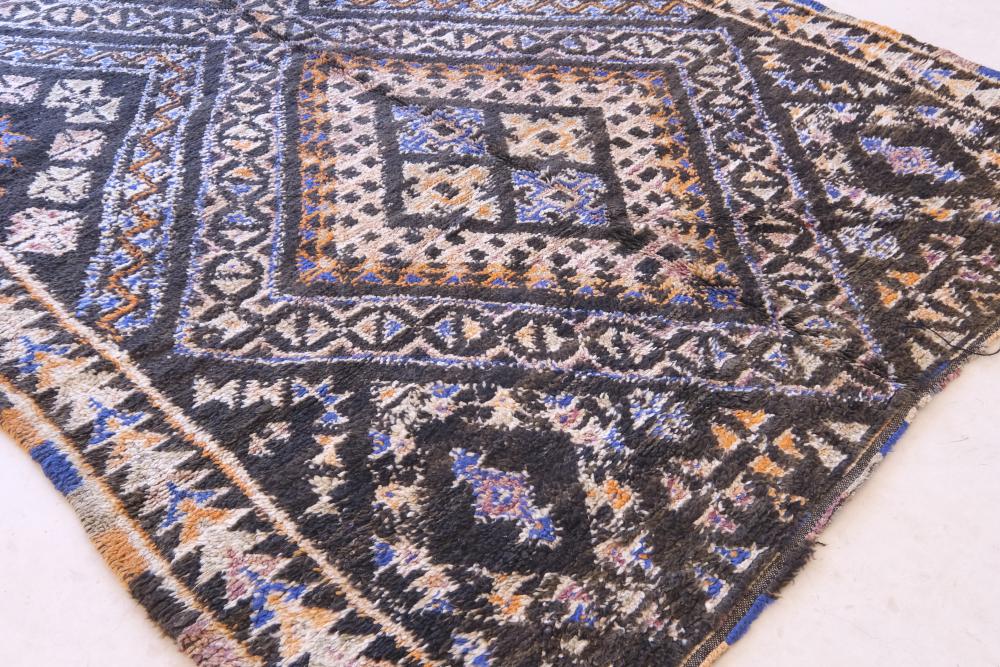 1980s Moroccan Beni MGuild Wool Rug 10.8 x 6.43 ft / 329 x 196 cm