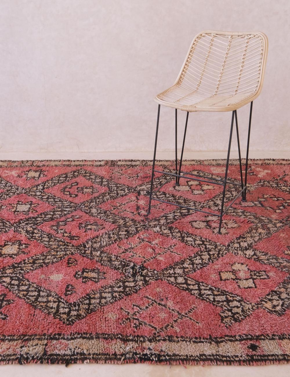 Geometric Rug Diamond Design in Coral & Brown 10.1 x 5.9 ft / 308 x 180 cm - Surcoma