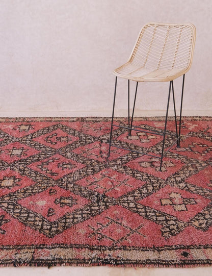 Geometric Rug Diamond Design in Coral & Brown 10.1 x 5.9 ft / 308 x 180 cm - Surcoma