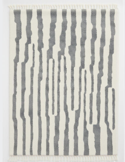 Minimalist Moroccan Wool Rug - Forma 25