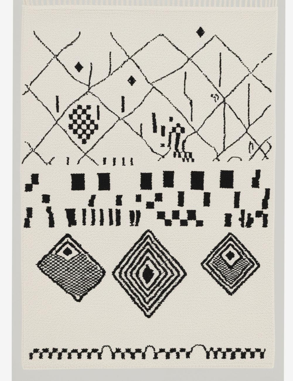 Abstract Symbolic Moroccan Rug - forma 70