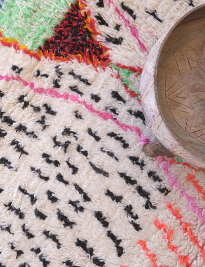 Moroccan Handknotted Neon Rug 9.4 x 6.5 ft / 288 x 200 cm - Surcoma