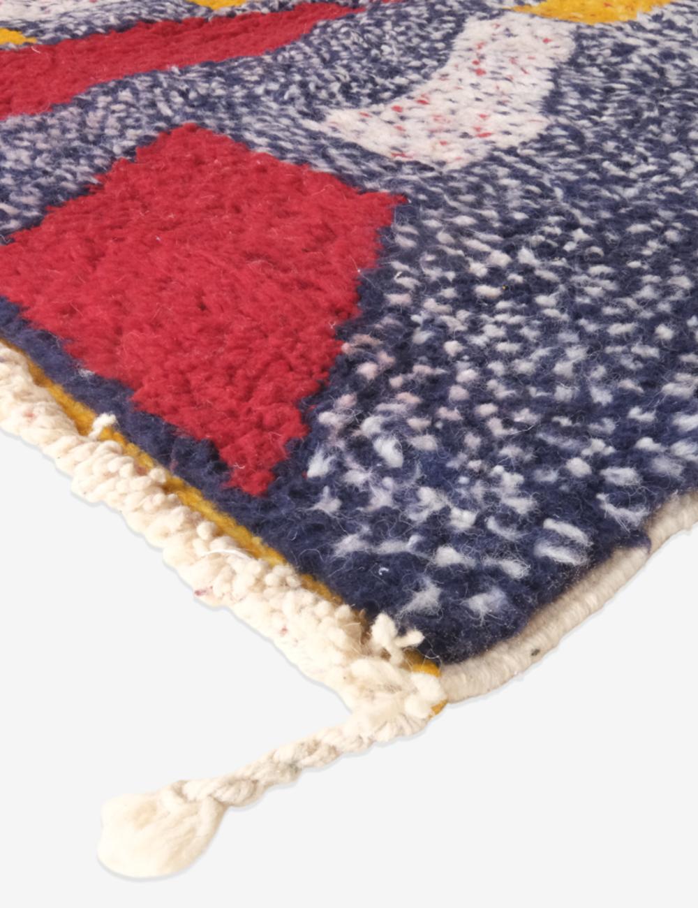 Moroccan Handknotted Wool Rug 8.2 x 5.2 ft / 249 x 160 cm