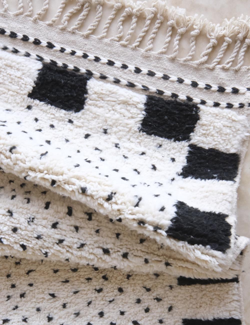 Beni Ourain Moroccan White Wool Rug - 10.6 x 7.1 ft / 322 x 218 cm
