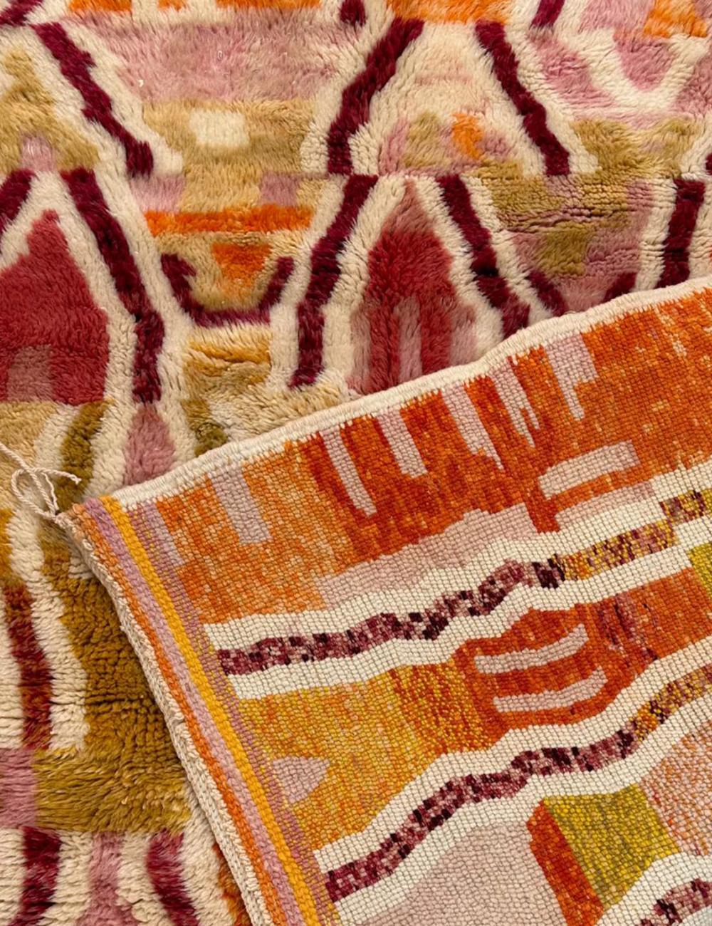 Colorful Beni Mrirt Moroccan Rug - Echoes Of Love 68