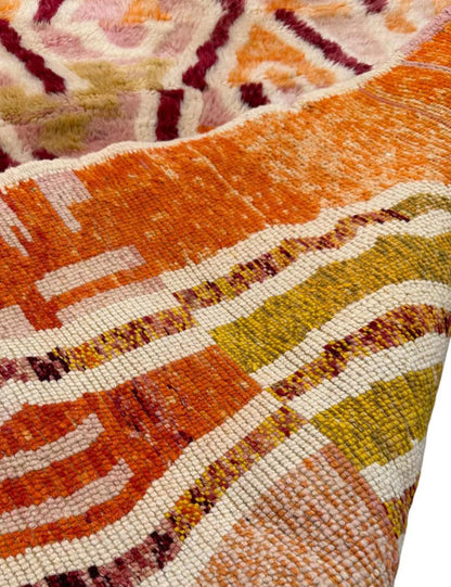 Colorful Beni Mrirt Moroccan Rug - Echoes Of Love 68