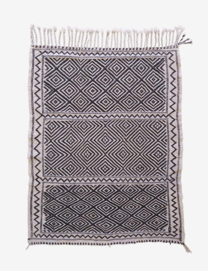 Moroccan Kilim Beni MRirt Rug 5 x 3.81 ft / 153 x 116 cm - Surcoma
