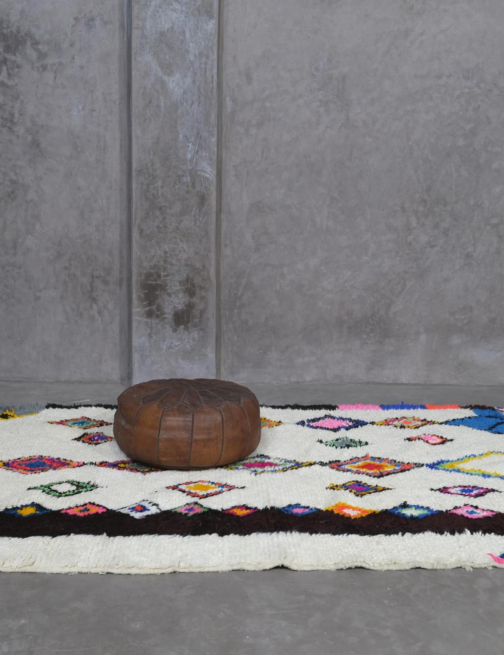 Vintage Azilal Rug 8 x 4.5 ft / 245 x 140 cm