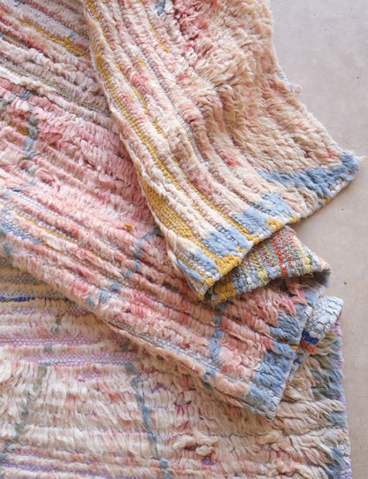 Moroccan Peach Runner Wool Rug 8.5 x 3 ft / 260 x 92 cm - Surcoma