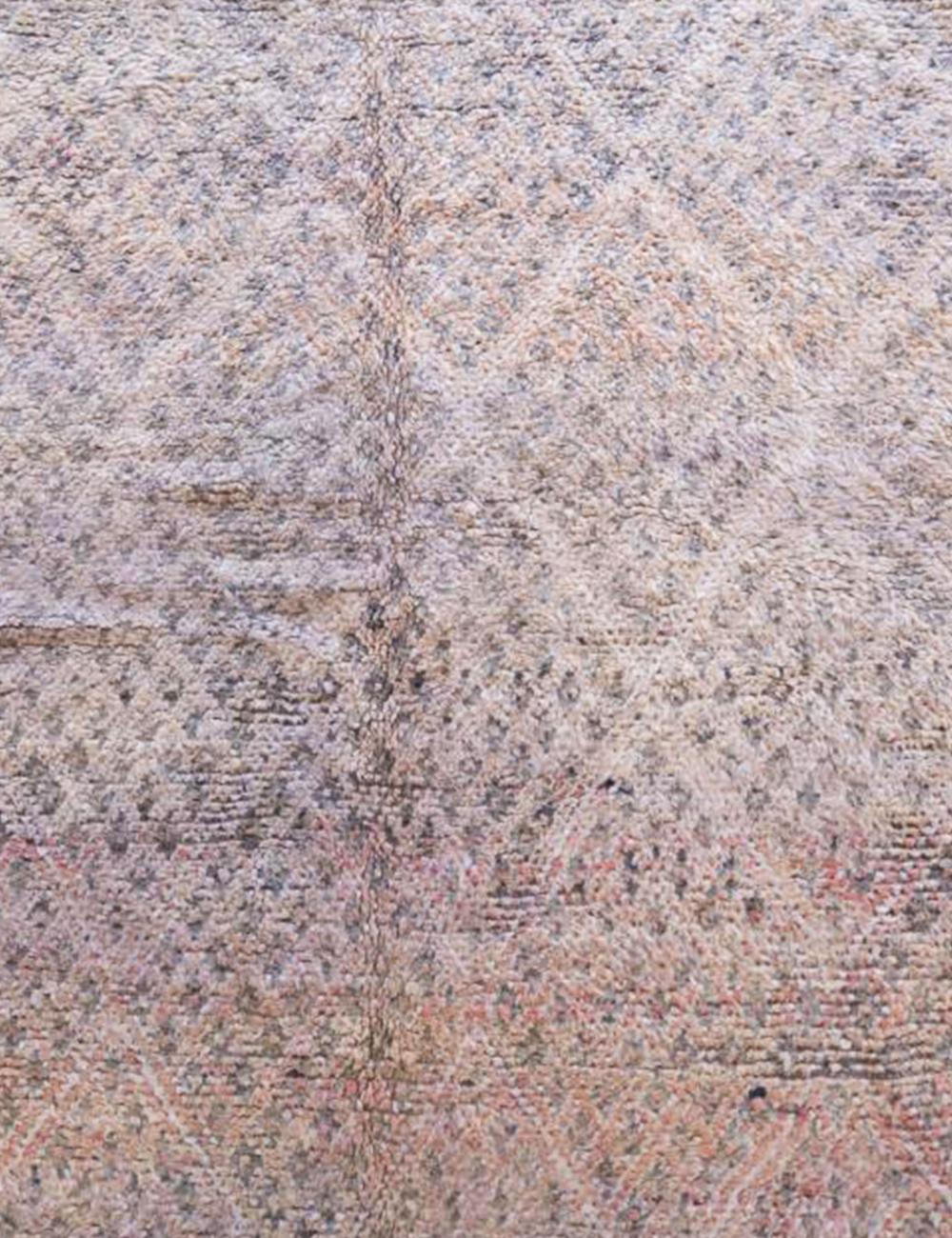 Authentic Moroccan Vintage Rug 10 x 6.5 ft / 304 x 198 cm