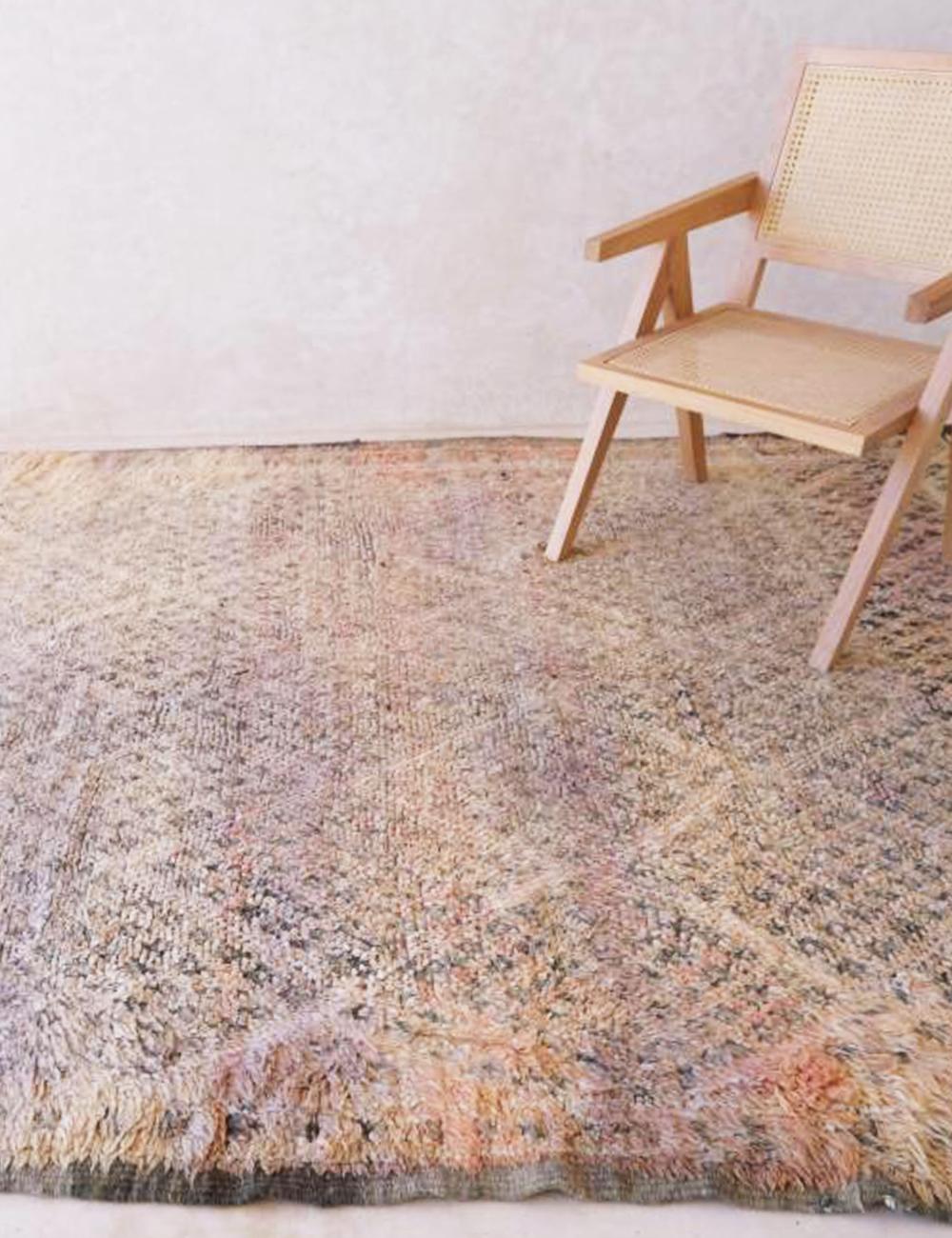 Authentic Moroccan Vintage Rug 10 x 6.5 ft / 304 x 198 cm