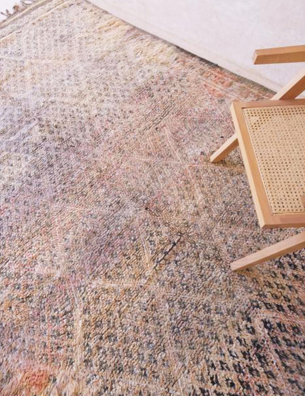 Authentic Moroccan Vintage Rug 10 x 6.5 ft / 304 x 198 cm
