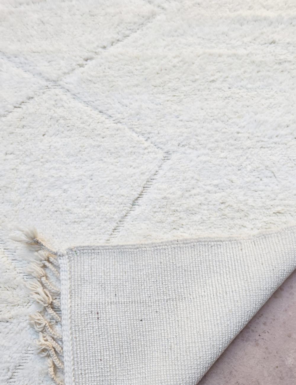 White Beni Ourain Subtle Diamond Rug 11.4 x 8.33 ft / 346 x 254 cm