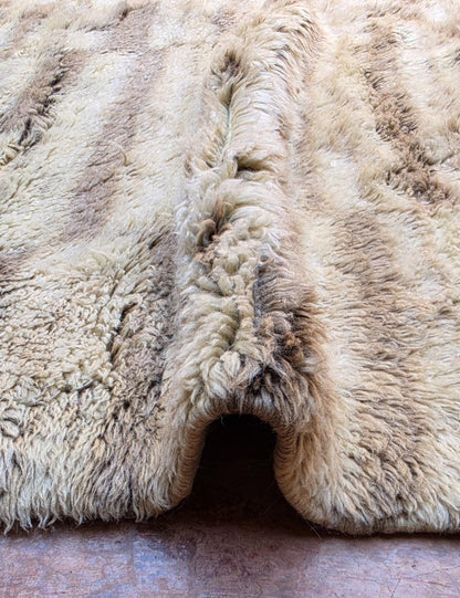 Handwoven Berber Wool Rug with Natural Beige - 16.6 x 11.1 ft / 505 x 340 cm