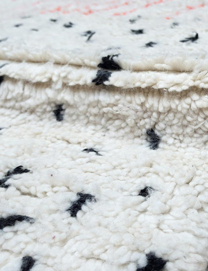 White Wool Moroccan Rug with Color 9.4 x 6.43 ft / 285 x 196 cm