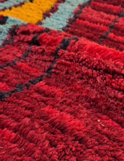 Red Wool Boujad Rug with Bold Diamonds 9.8 x 6 ft / 299 x 183 cm