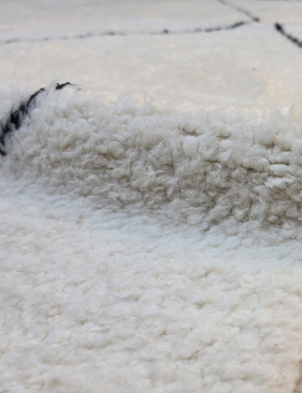 Fine Black Diamond Beni Ourain Rug 11.3 x 7.87 ft / 344 x 240 cm
