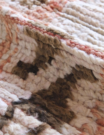 Boujad Moroccan Coral Pink Rug 8.6 x 5.3 ft / 263 x 164 cm - Surcoma