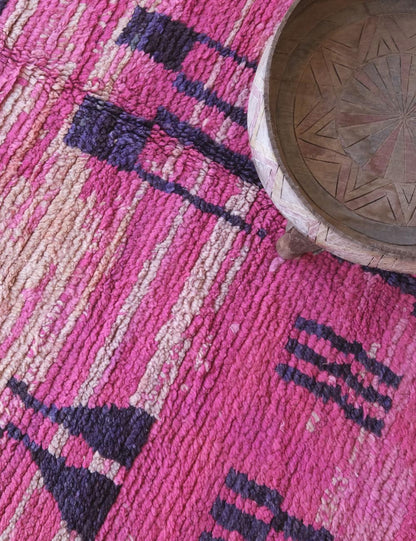 Pink Moroccan Wool Rug 8.7 x 4.6 ft / 265 x 142 cm - Surcoma