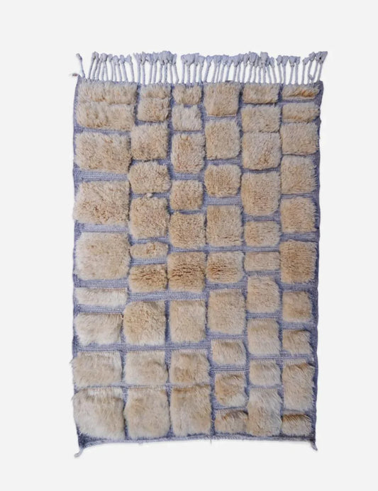 Small Beni Mrirt Moroccan Rug with Plush Wool Grid Design 4.9 x 3.3 ft / 150 x 102 cm