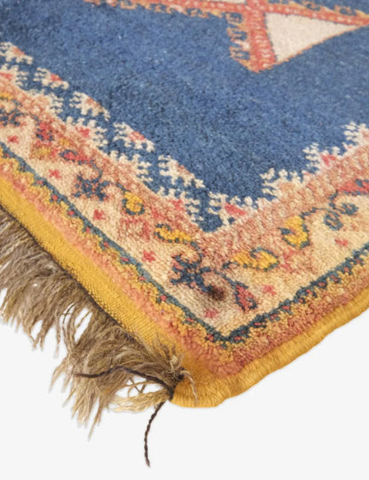Moroccan Taznakht Rug 6.5 x 3.7 ft / 198 x 114 cm - Surcoma