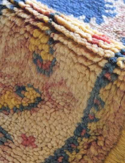 Moroccan Taznakht Rug 6.5 x 3.7 ft / 198 x 114 cm - Surcoma