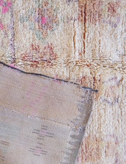 Moroccan Vintage Boujad Rug 7.9 x 5.2 ft / 240 x 160 cm - Surcoma