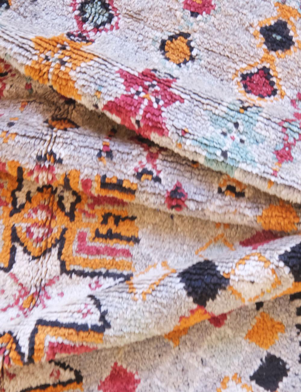 Moroccan Vintage Runner Rug 10.6 x 3.6 ft / 322 x 110 cm