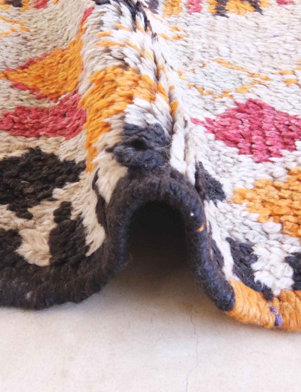 Moroccan Vintage Runner Rug 10.6 x 3.6 ft / 322 x 110 cm