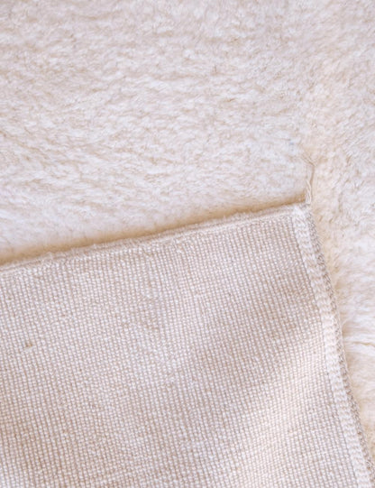 Moroccan White Solid Wool Rug 14.7 x 10.3 ft / 448 x 314 cm