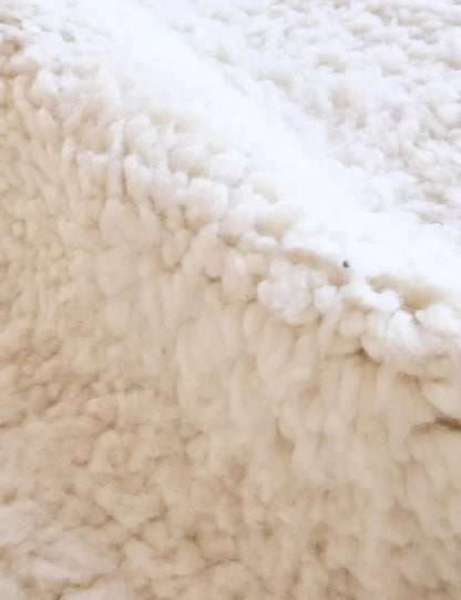Moroccan White Solid Wool Rug 7.9 x 5.2 ft / 240 x 161 cm - Surcoma