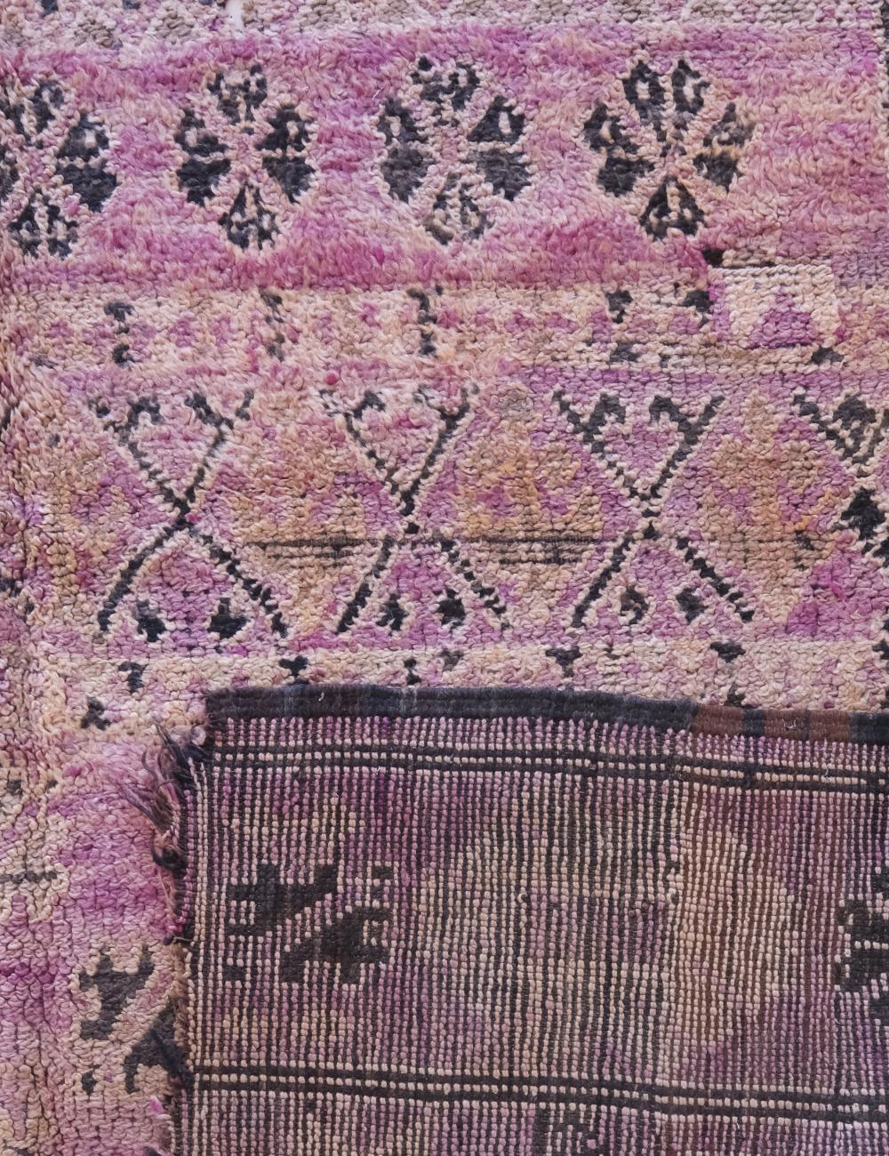 Dusky Lavender Vintage Moroccan Rug 10 x 6.3 ft / 306 x 193 cm