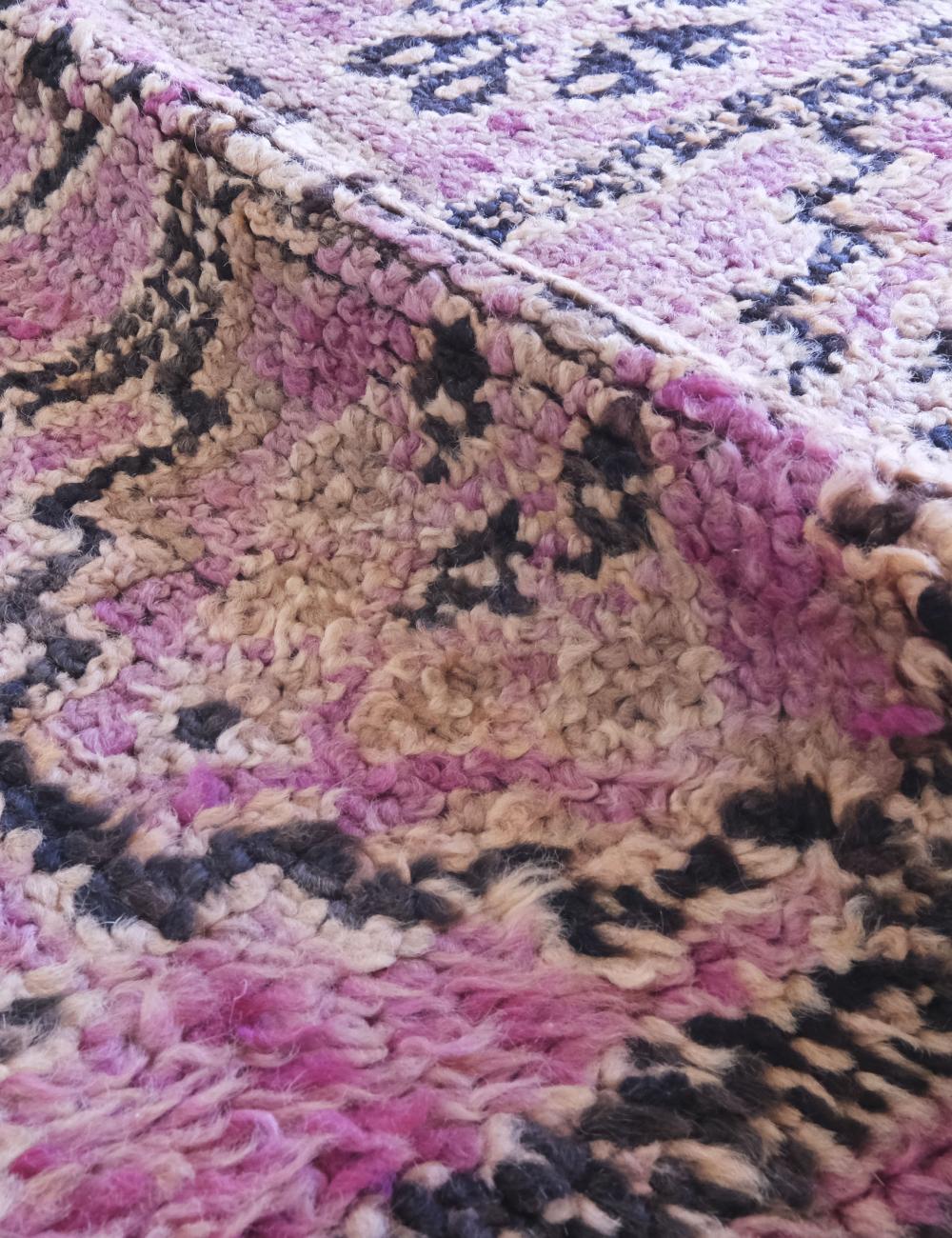 Dusky Lavender Vintage Moroccan Rug 10 x 6.3 ft / 306 x 193 cm