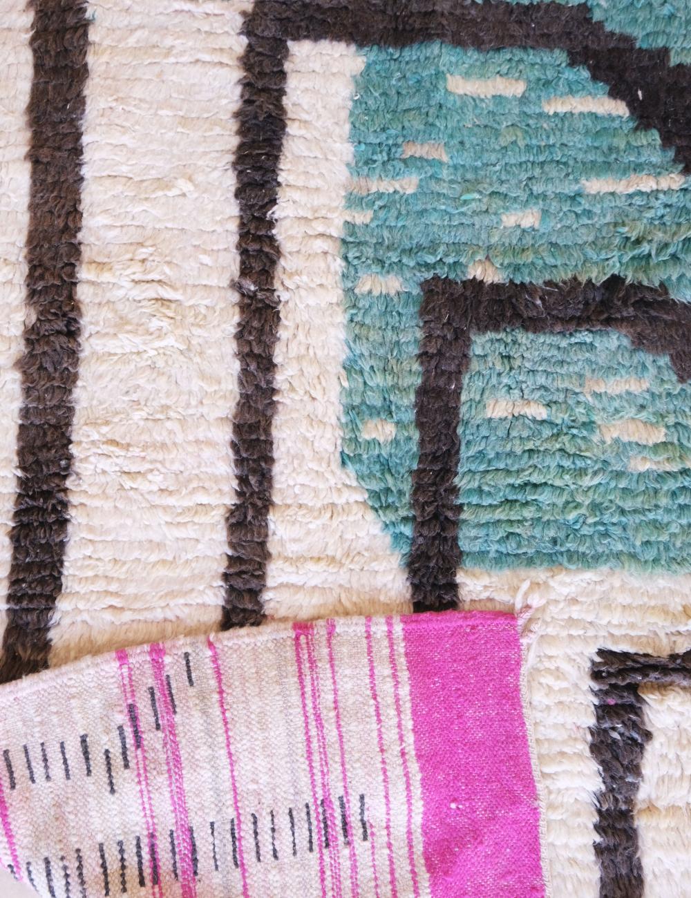 Bold Pattern Carpet 12.4 x 7.9 ft / 378 x 242 cm