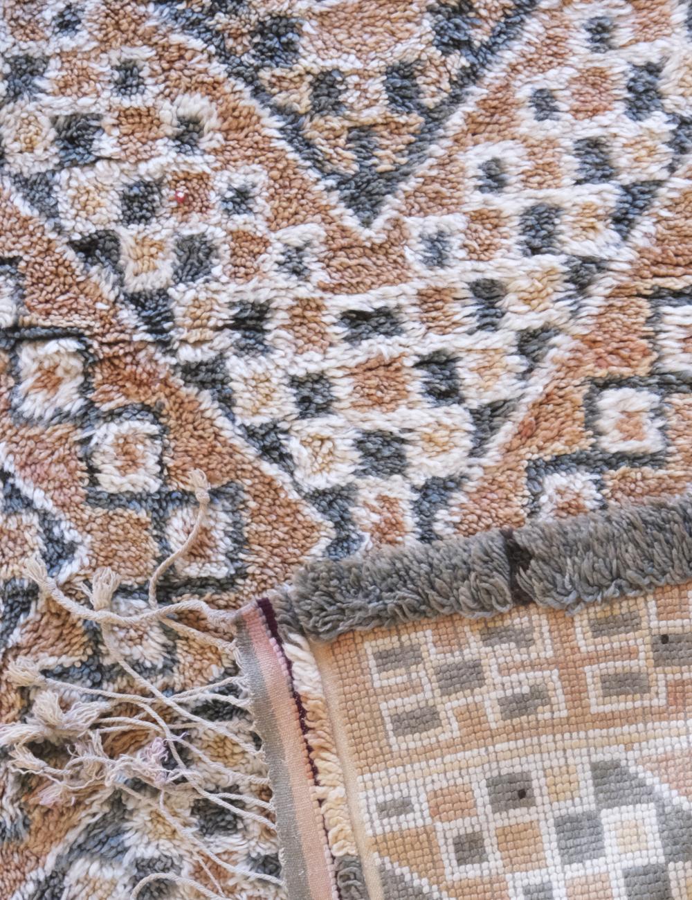 Beni Mguild Rug 13.5 x 6.7 ft / 412 x 205 cm