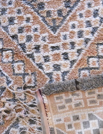 Beni Mguild Rug 13.5 x 6.7 ft / 412 x 205 cm
