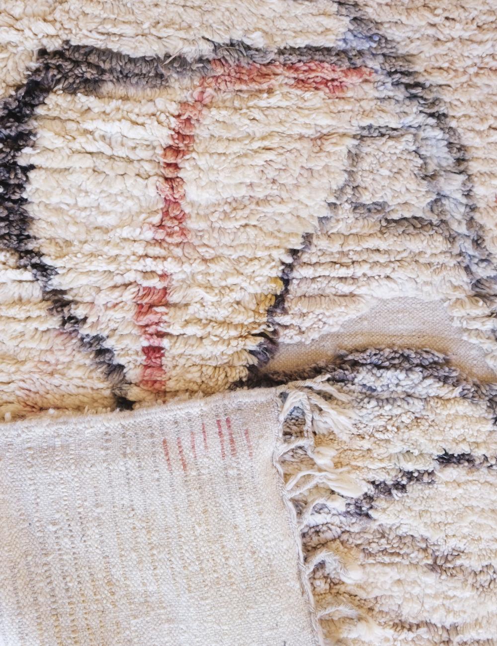 Neutral Art Rug 11.6 x 8.2 ft / 353 x 250 cm