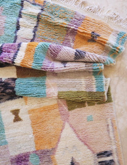 Handwoven Wool Moroccan Rug 9.7 x 6.5 ft / 297 x 200 cm - Surcoma
