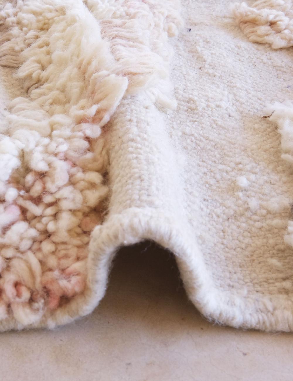 Neutral Art Rug 11.6 x 8.2 ft / 353 x 250 cm