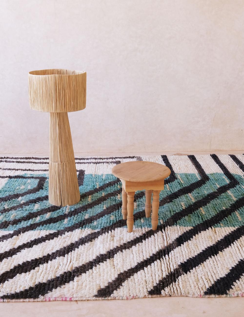 Bold Pattern Carpet 12.4 x 7.9 ft / 378 x 242 cm