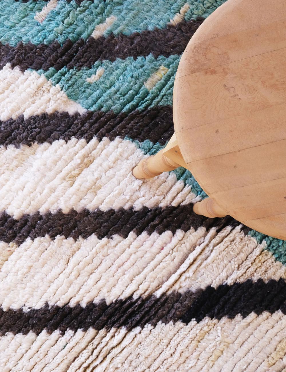 Bold Pattern Carpet 12.4 x 7.9 ft / 378 x 242 cm