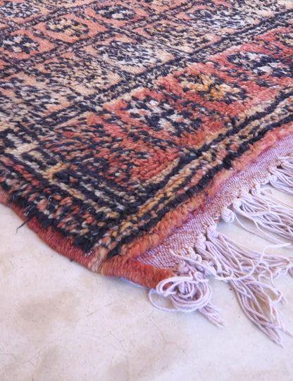 Moroccan Zemmour Wool Rug 9.4 x 6.6 ft / 287 x 202 cm - Surcoma